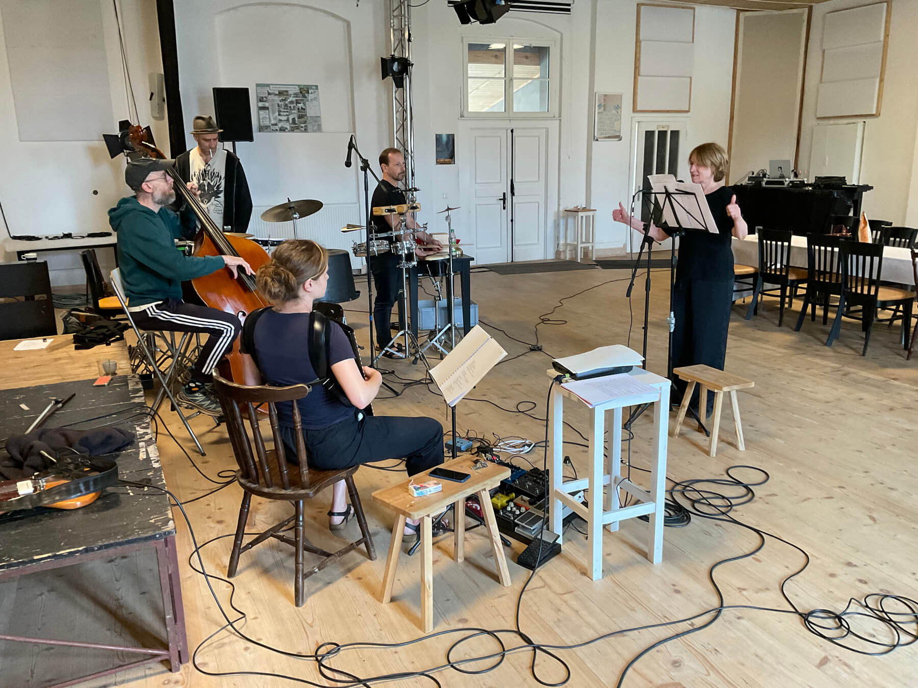 Theatersaal Klandorf- Corinna Harfouch und die Tentakel von Delphi